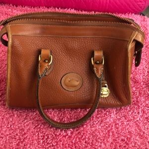 Vintage Preowned Dooney & Bourke purse